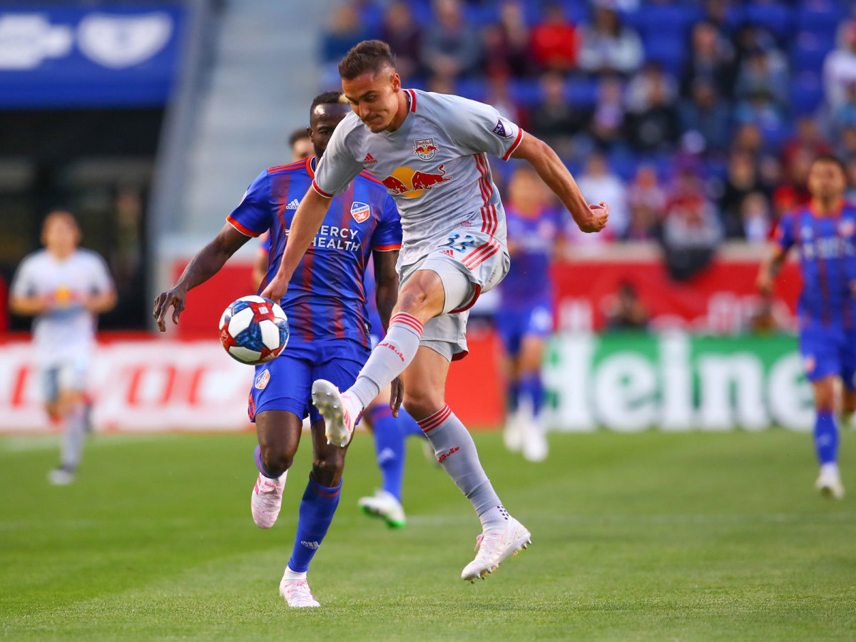 Aaron-Long-Red-Bulls-Cincinnati.jpg